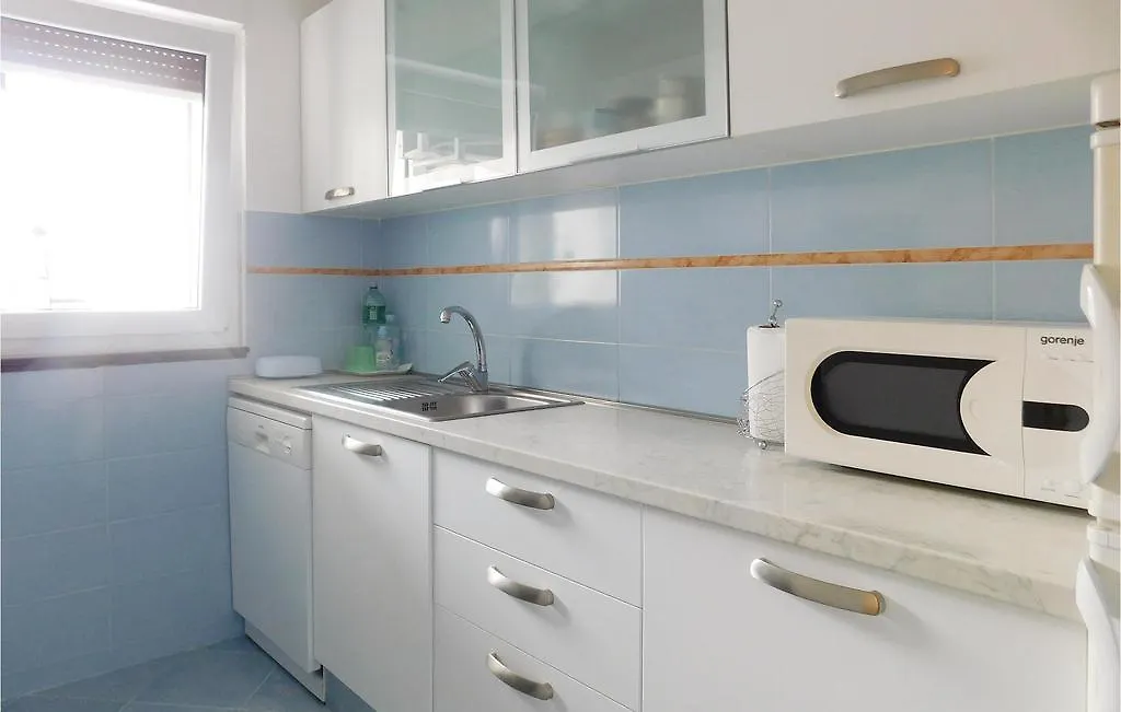 2 Bedroom Stunning Home In Pula Kroatië