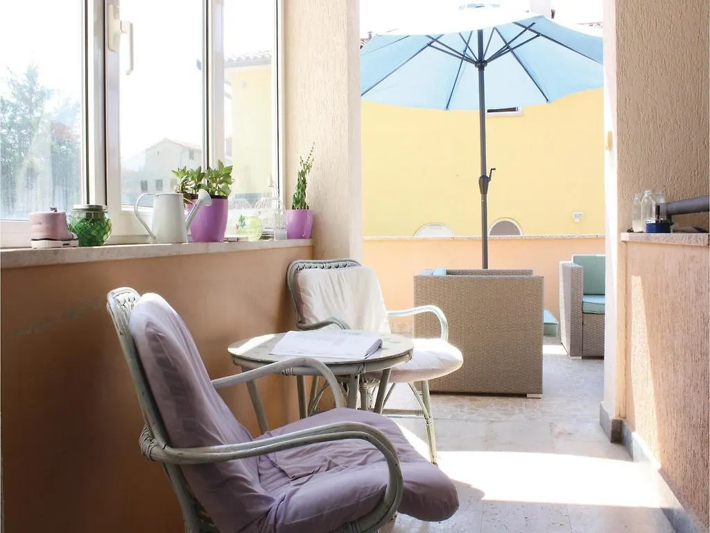 2 Bedroom Stunning Home In Pula Kroatië